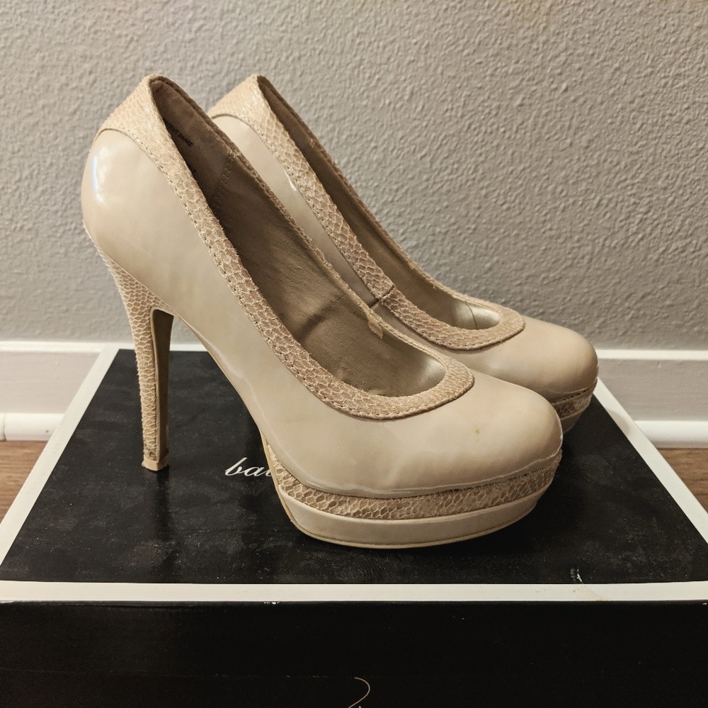 Baby Phat Nude Platform Pump size 6